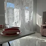 Wh-Maison Du Soleil-Attico Monolocale Con Parcheggio Gratuito E Grande Terrazza - A 5 Minuti Dal Centro - Wifi Apartman *