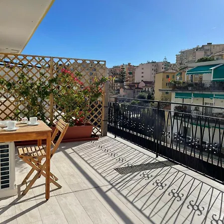 Apartmán Wh-maison Du Soleil-attico Monolocale Con Parcheggio Gratuito E Grande Terrazza - A 5 Minuti Dal Centro - Wifi Sanremo