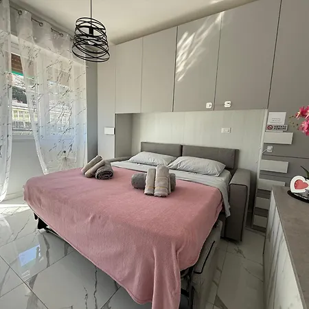 Wh-Maison Du Soleil-Attico Monolocale Con Parcheggio Gratuito E Grande Terrazza - A 5 Minuti Dal Centro - Wifi Apartman