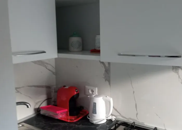 Daire Wh Tommy- Attico Monolocale Con Parcheggio Gratuito E Grande Terrazza - A 5 Minuti Dal Centro - Wifi